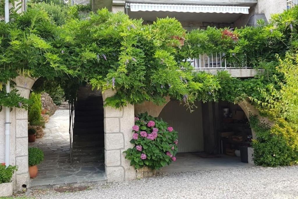 Gite Olivier Vals-les-Bains Eksteriør bilde
